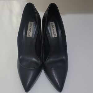 Steve Madden Black Heels Classic Leather Pumps